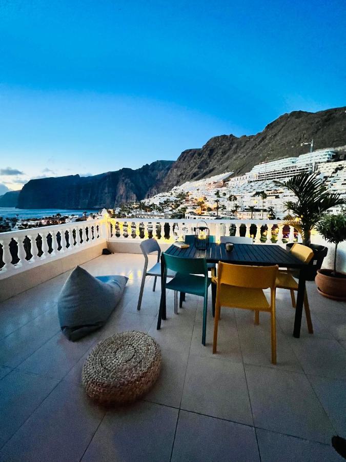 Luxury Penthouse With Breathtaking Views And Huge Private Terraces Διαμέρισμα Puerto de Santiago  Εξωτερικό φωτογραφία