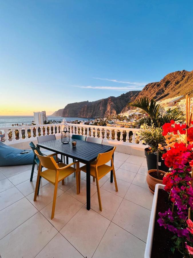 Luxury Penthouse With Breathtaking Views And Huge Private Terraces Διαμέρισμα Puerto de Santiago  Εξωτερικό φωτογραφία